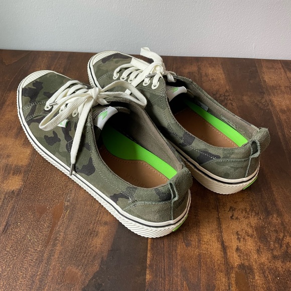 CARIUMA | OCA Low Camo Green Grey Suede Shoe unisex MENS 9 - Picture 2 of 6